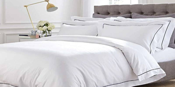 breathable Egyptian-cotton bed linen